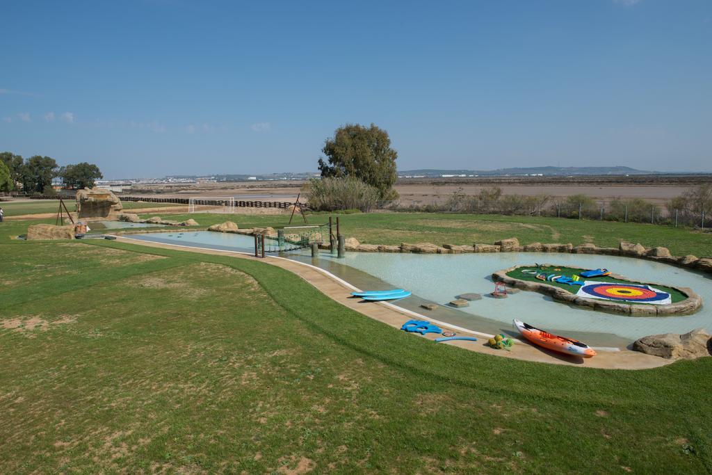 Alojamiento Rural Coto De La Isleta El Puerto de Santa Maria Luaran gambar